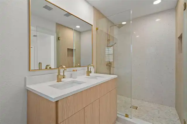 Listing Photo 35