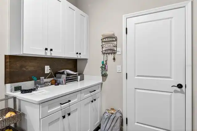 Listing Photo 15