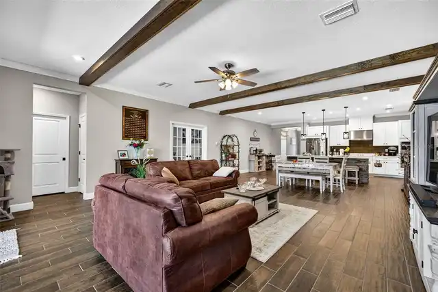 Listing Photo 23