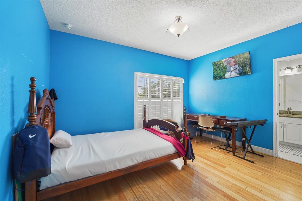 Listing Photo 22