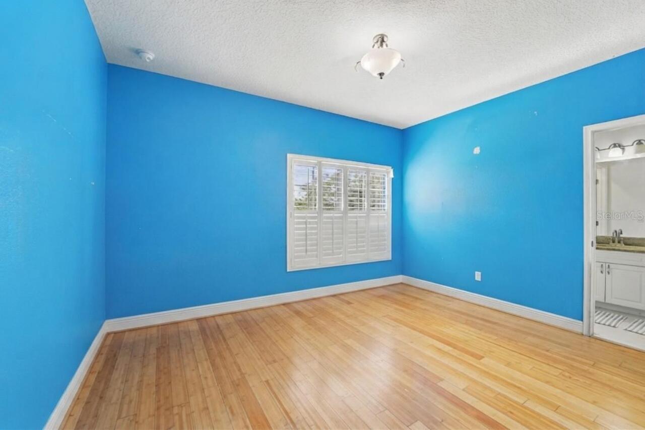 Listing Photo 22
