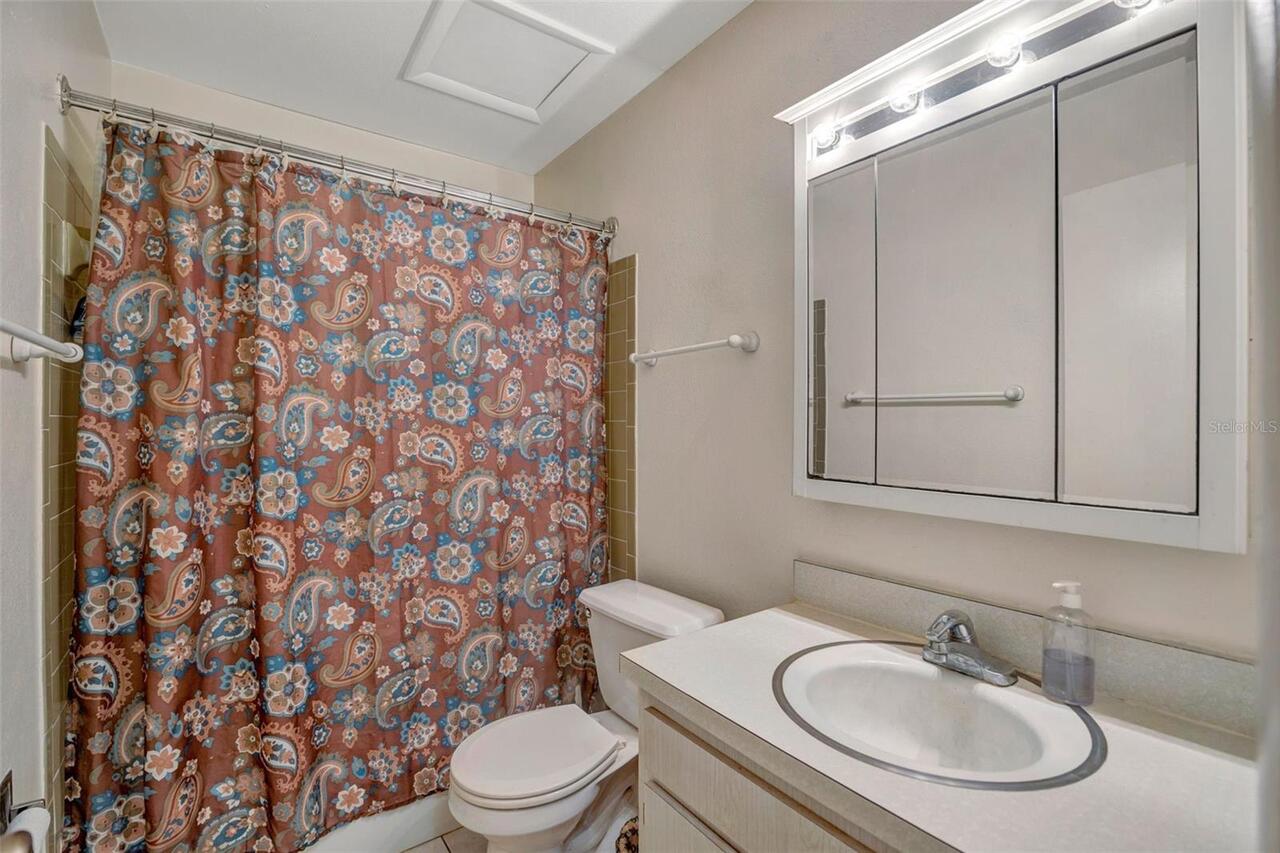 Listing Photo 16