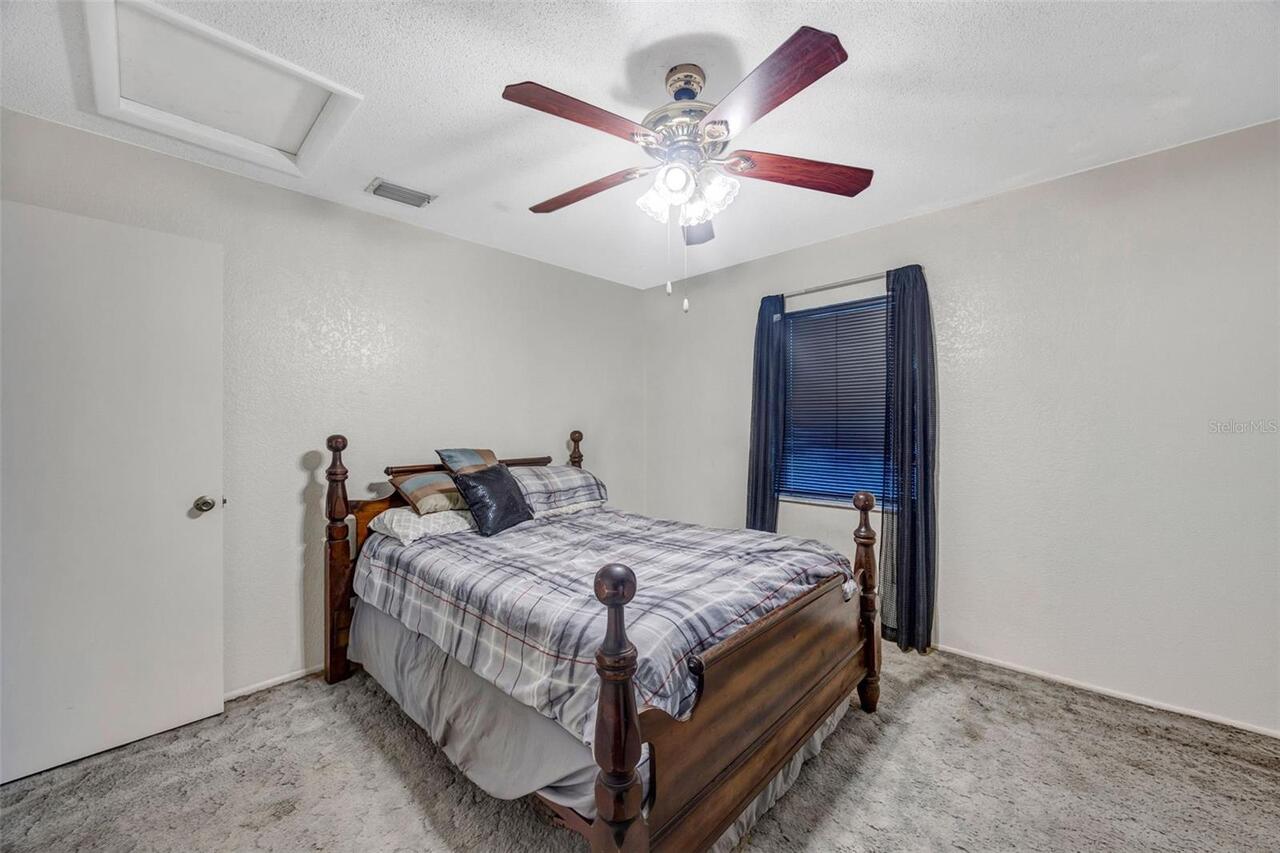 Listing Photo 18