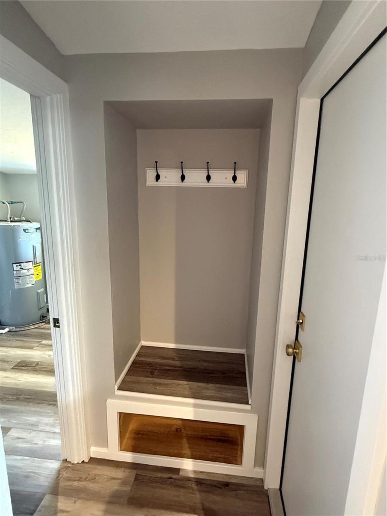 Listing Photo 17