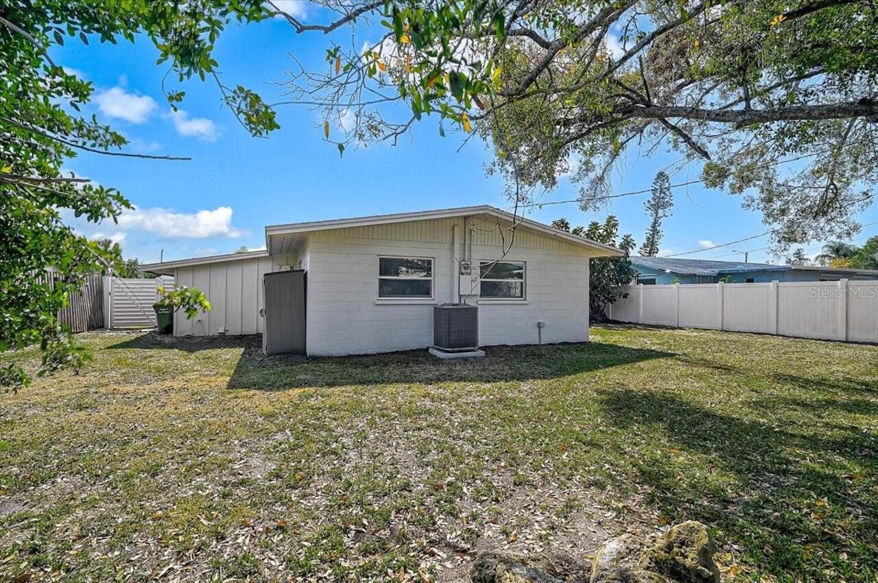 Listing Photo 34