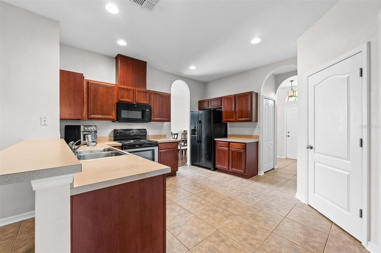 Listing Photo 18