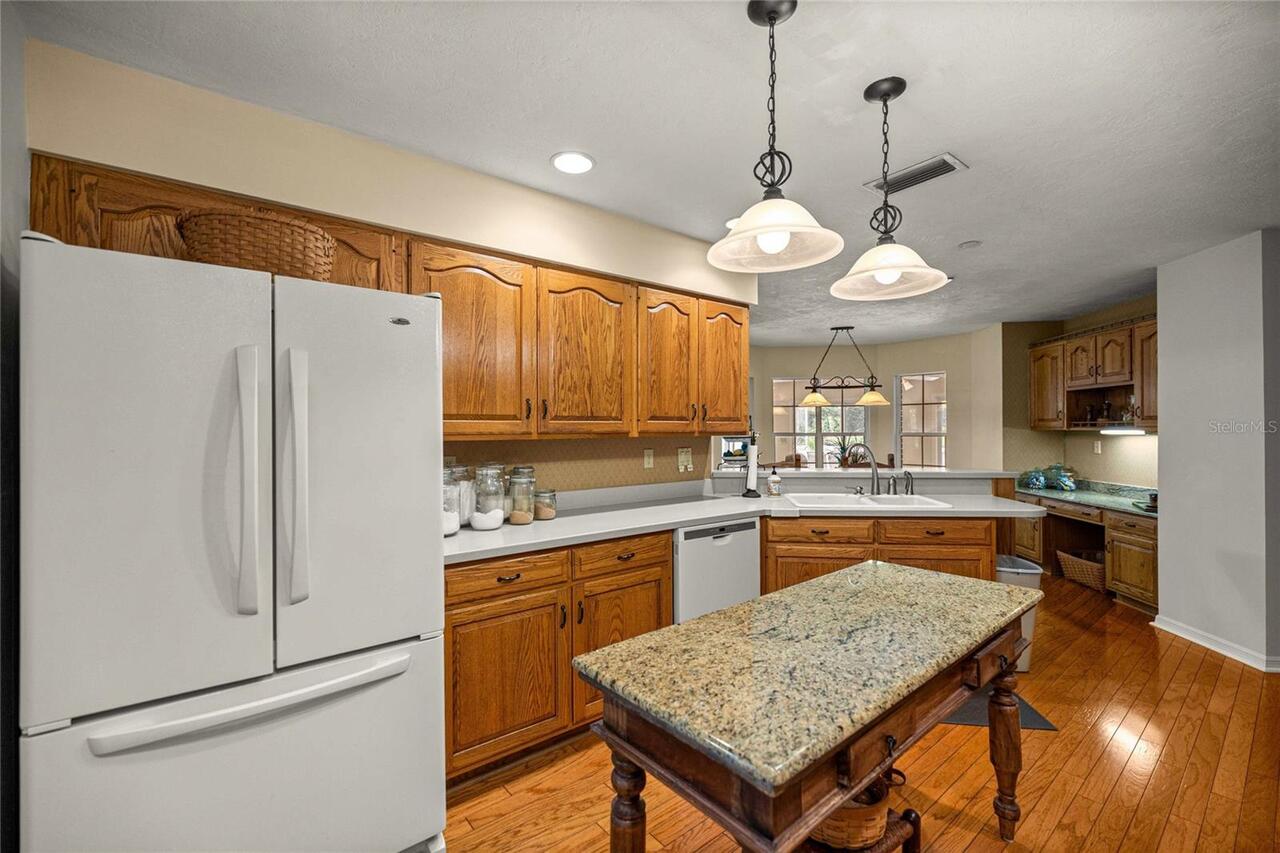 Listing Photo 6