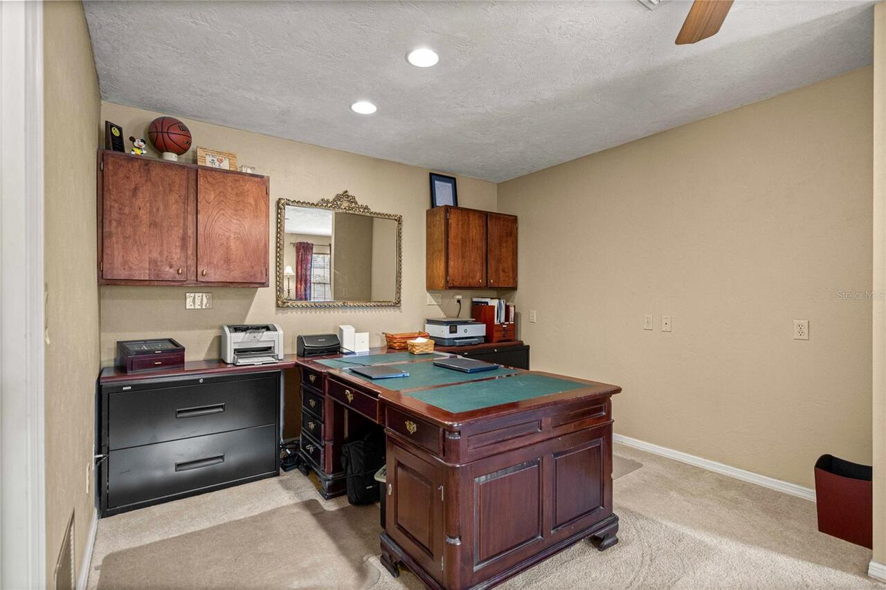 Listing Photo 11