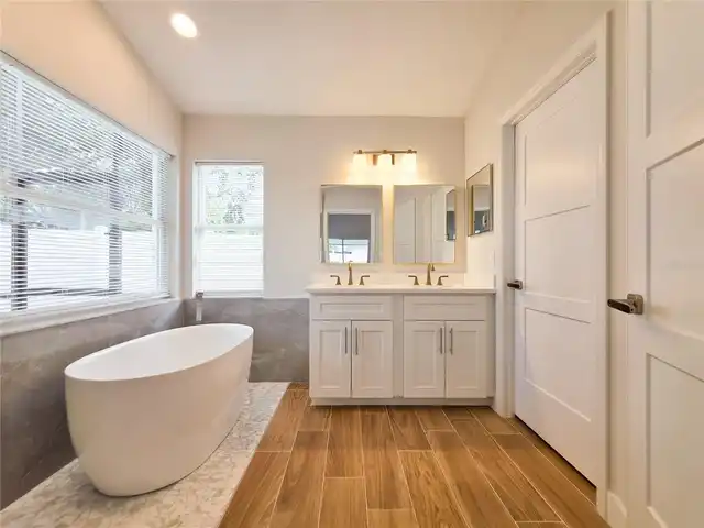 Listing Photo 21