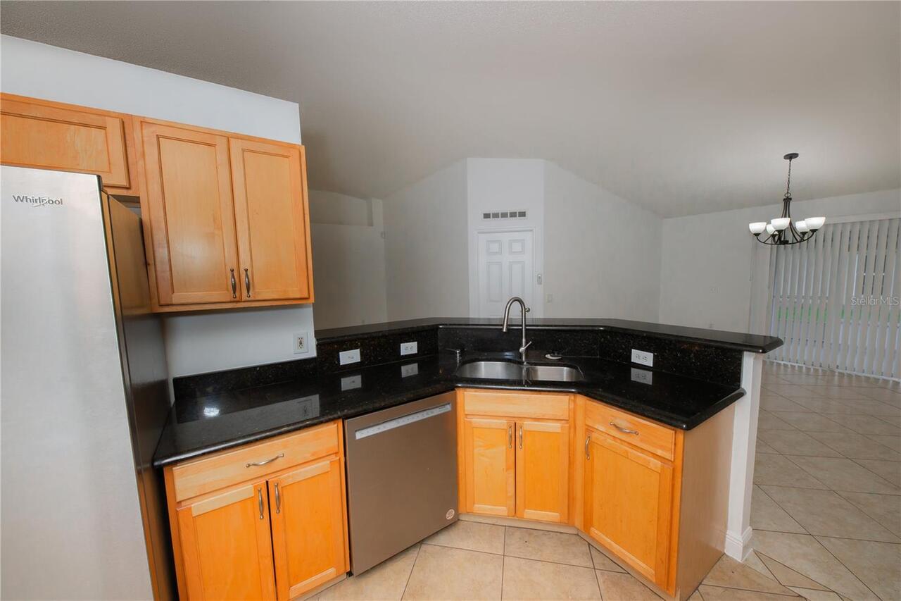 Listing Photo 10