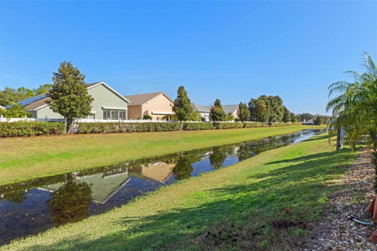 Listing Photo 11