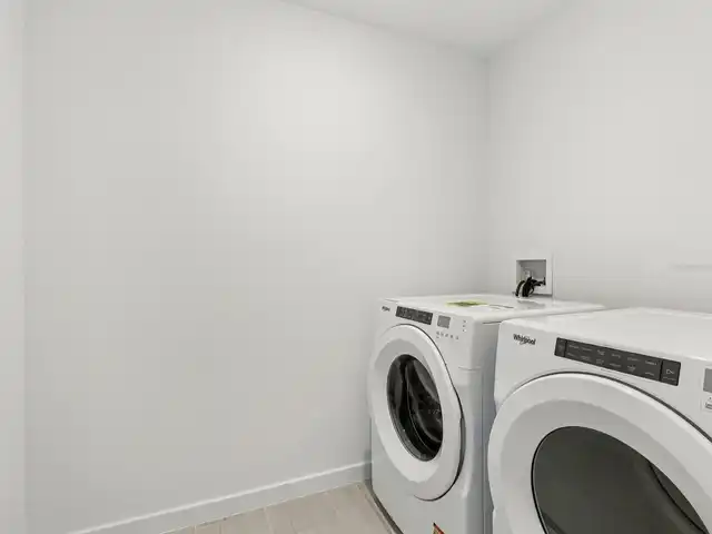 Listing Photo 10