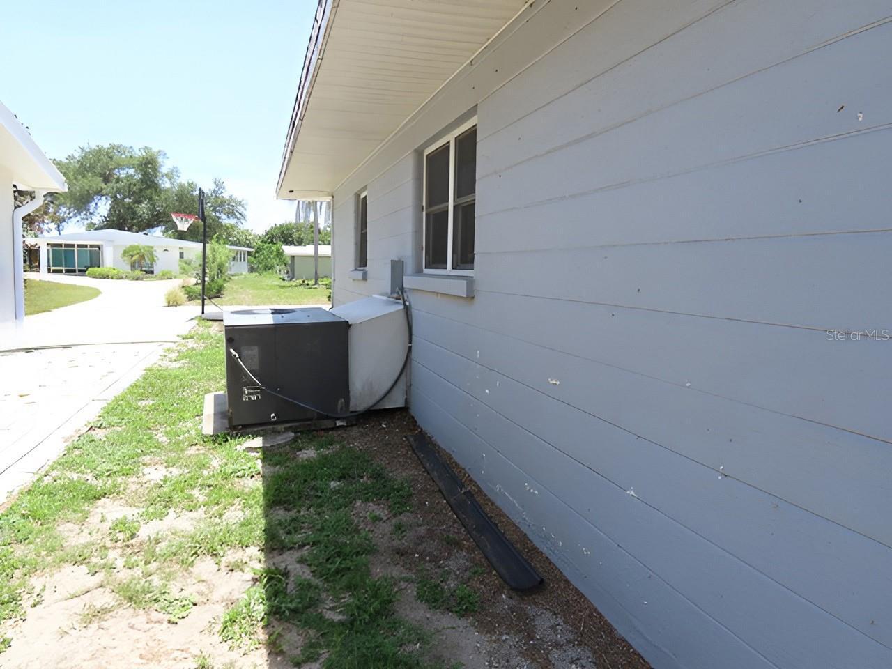 Listing Photo 6