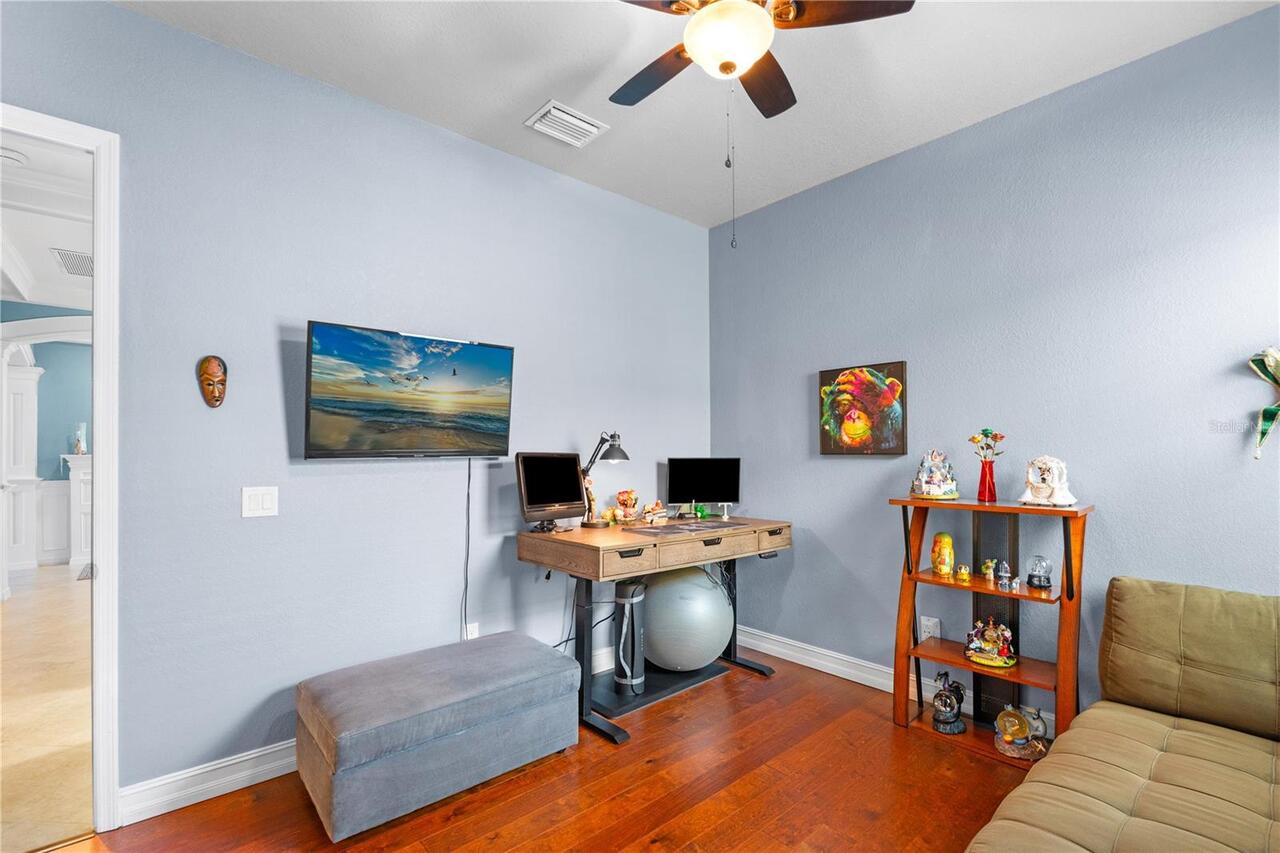 Listing Photo 17