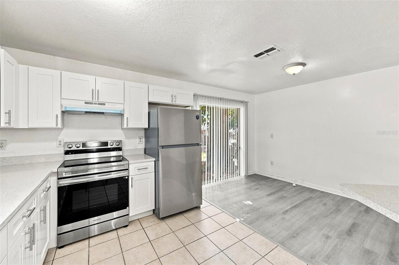 Listing Photo 9