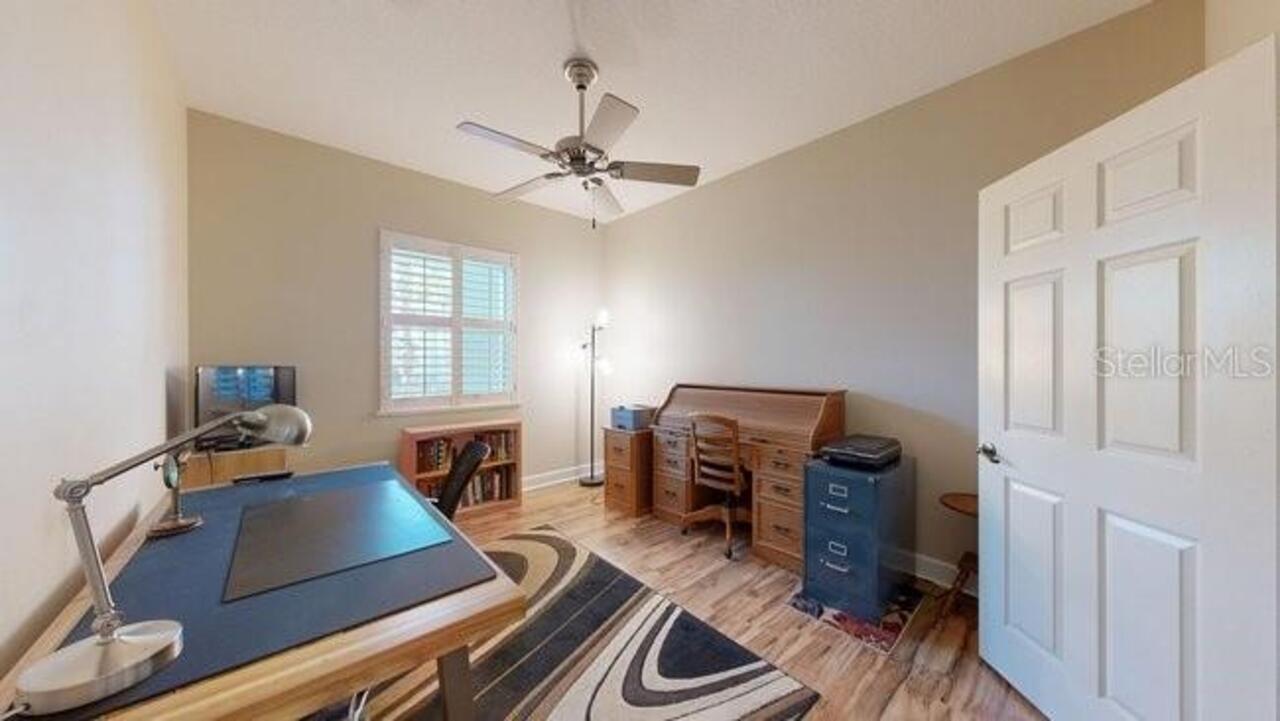 Listing Photo 8