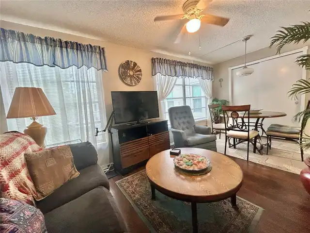 Listing Photo 16