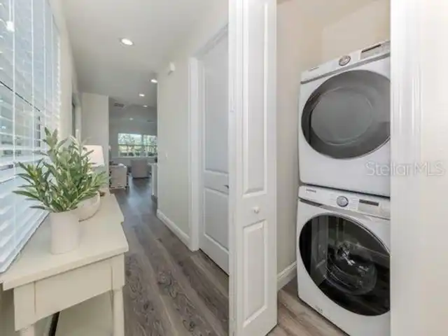 Listing Photo 17