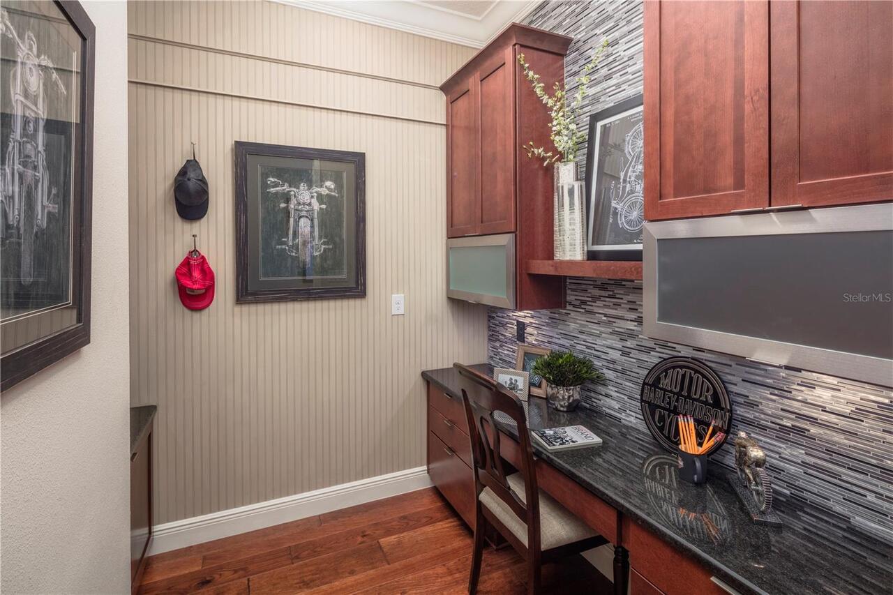 Listing Photo 10