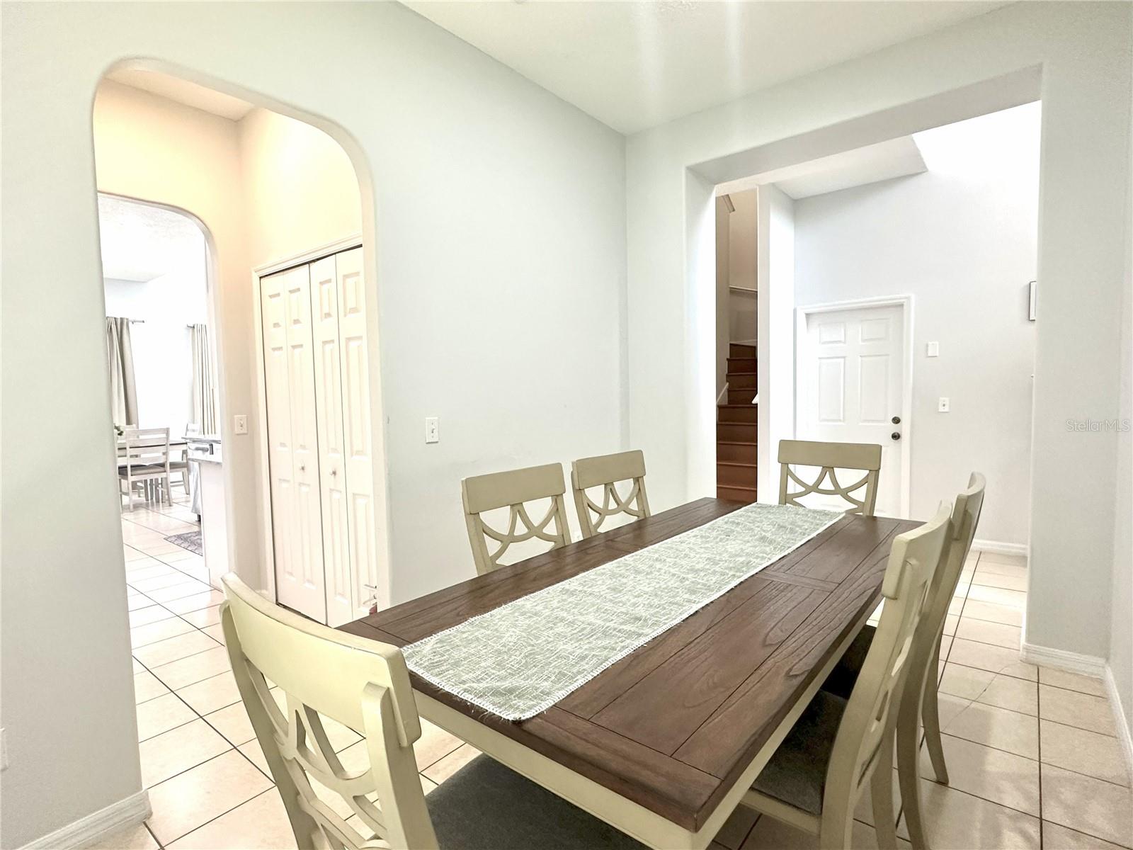 Listing Photo 11
