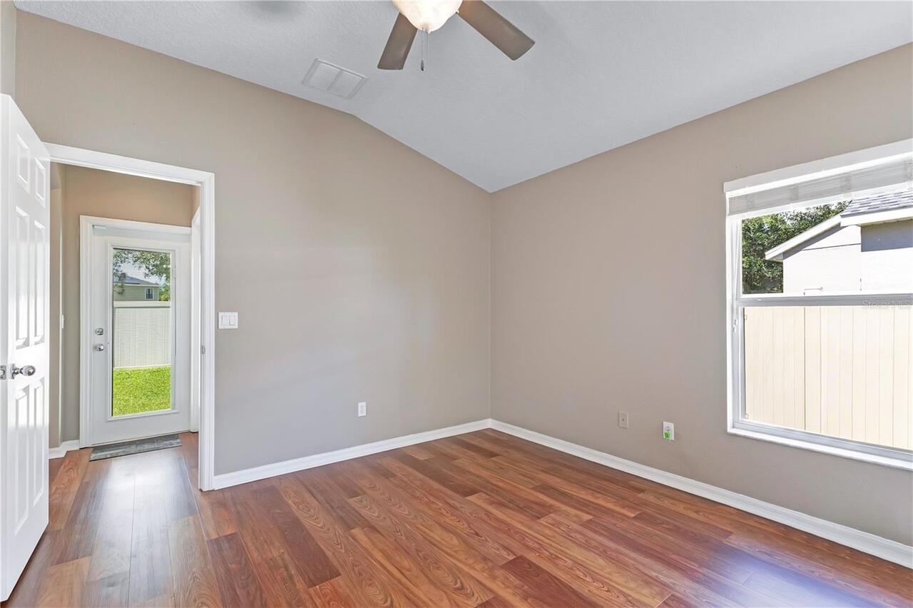 Listing Photo 19