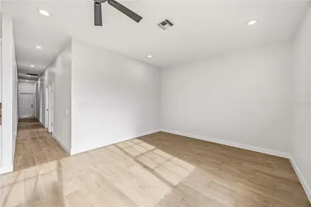 Listing Photo 33