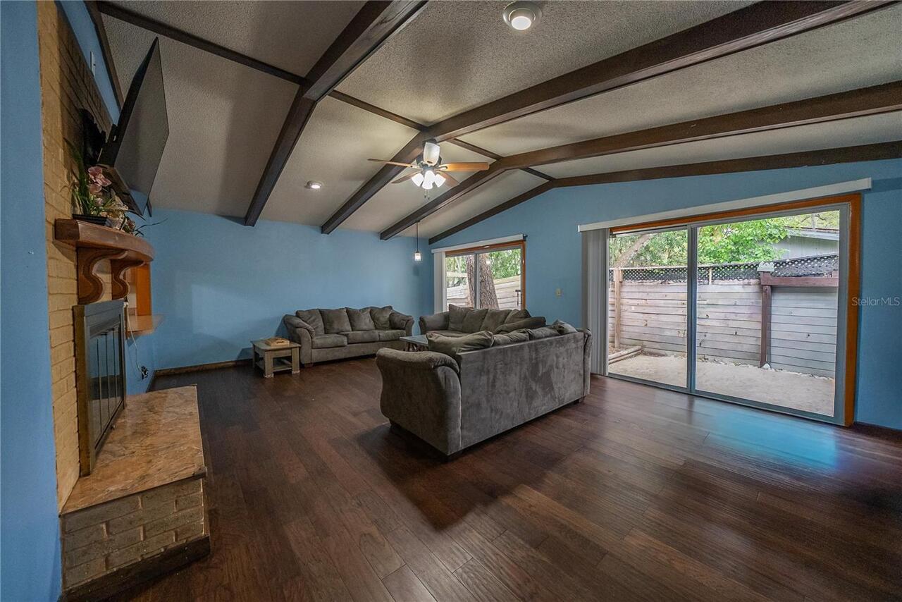 Listing Photo 16