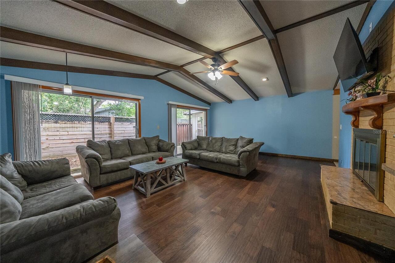 Listing Photo 17