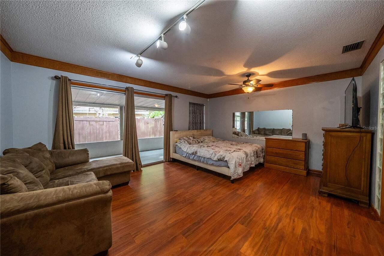 Listing Photo 34