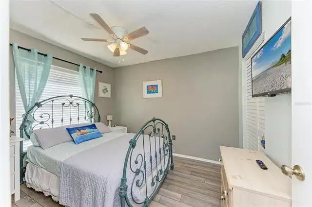 Listing Photo 22