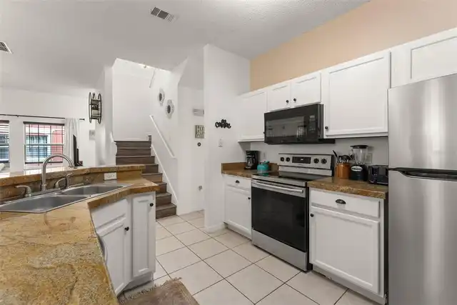 Listing Photo 13