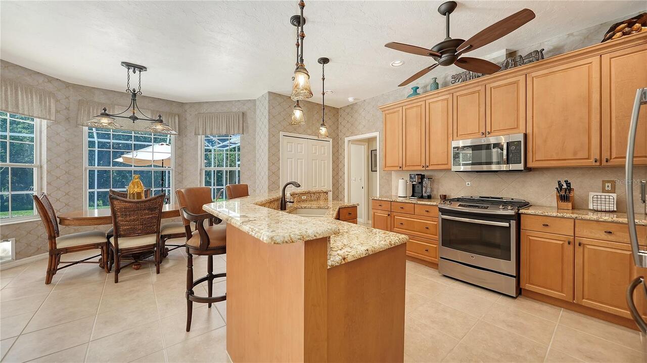 Listing Photo 8
