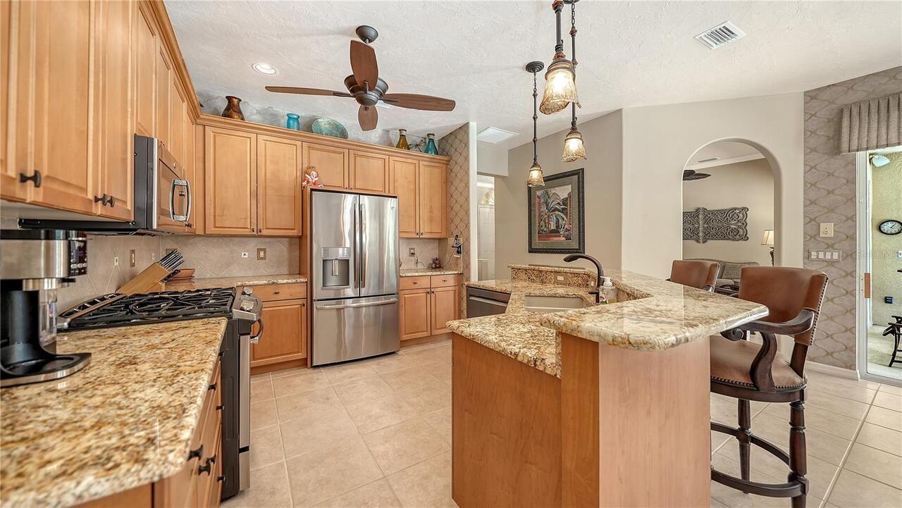 Listing Photo 12