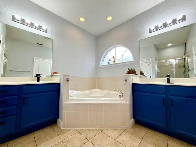 Listing Photo 16