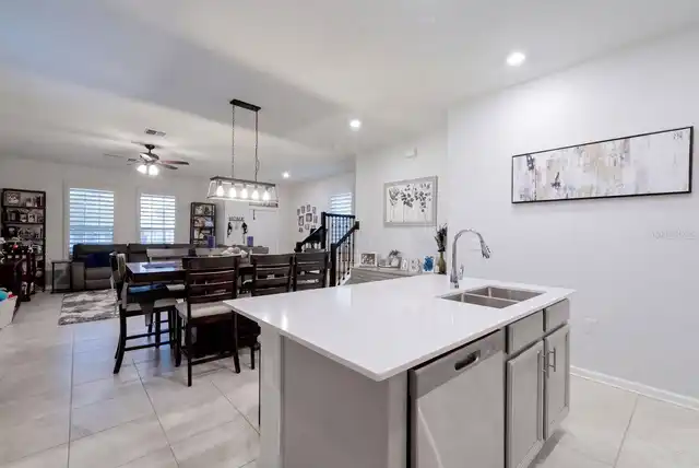 Listing Photo 8