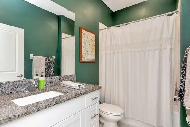 Listing Photo 16