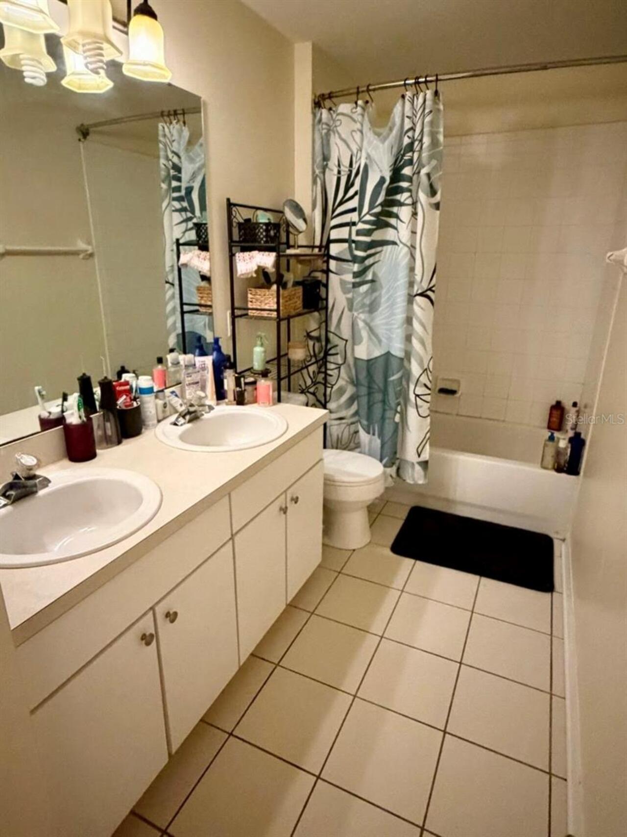 Listing Photo 12
