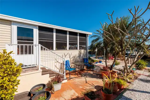 Listing Photo 18