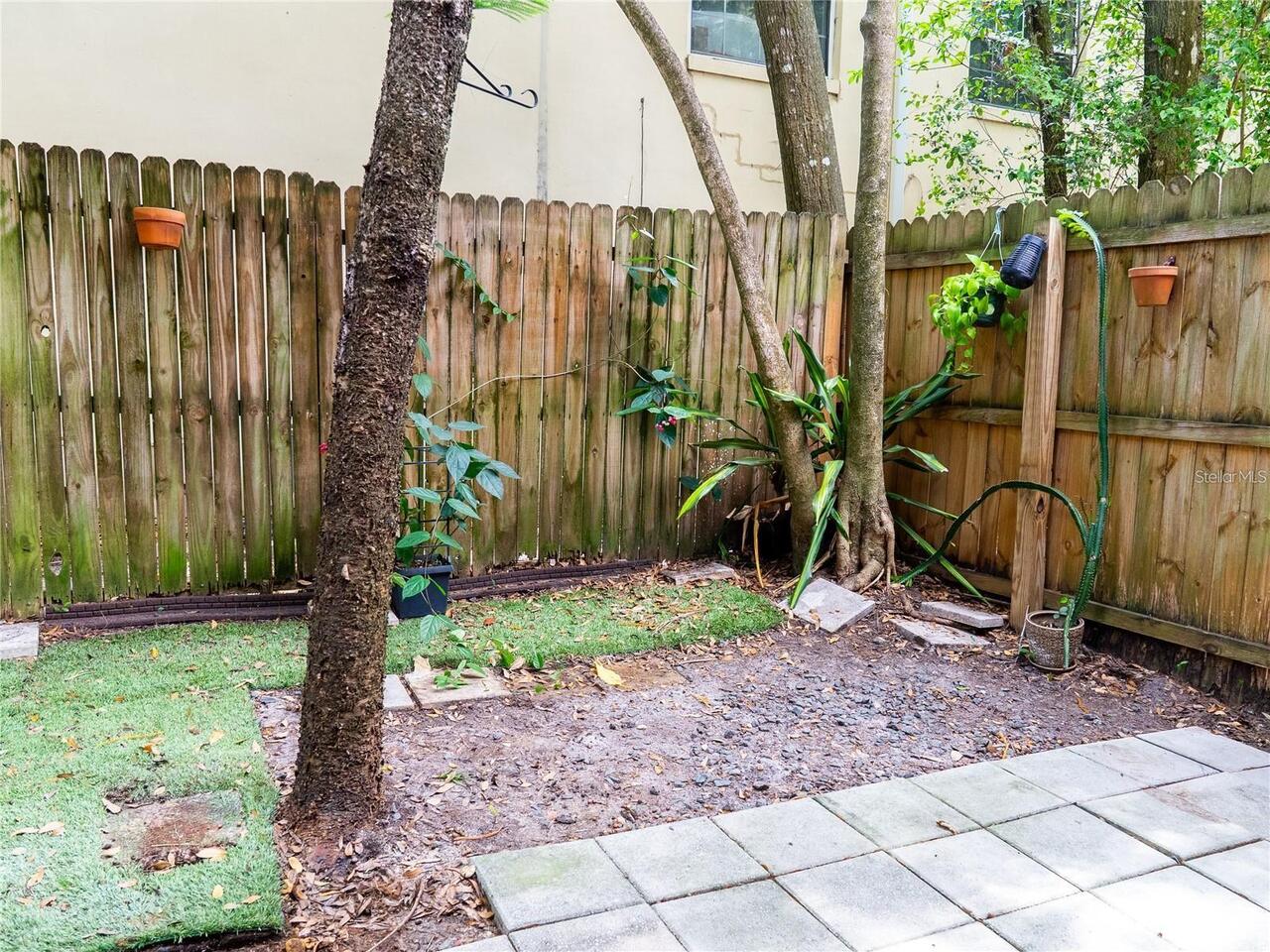 Listing Photo 9