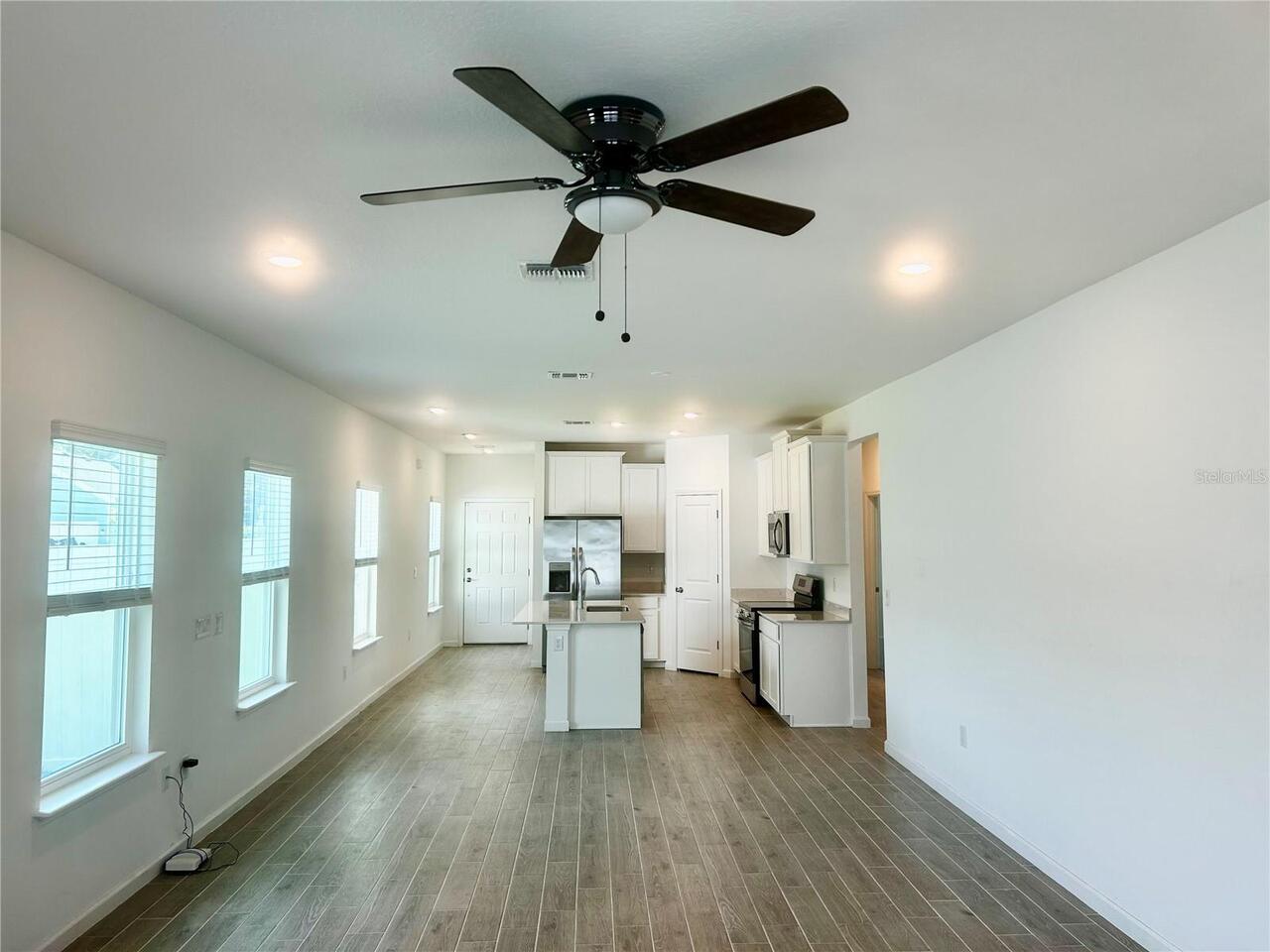 Listing Photo 17