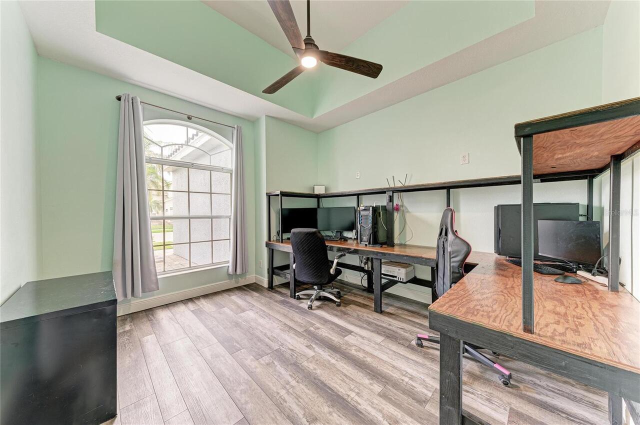 Listing Photo 17