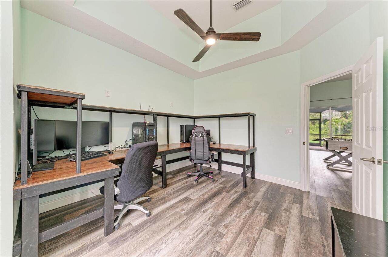 Listing Photo 18