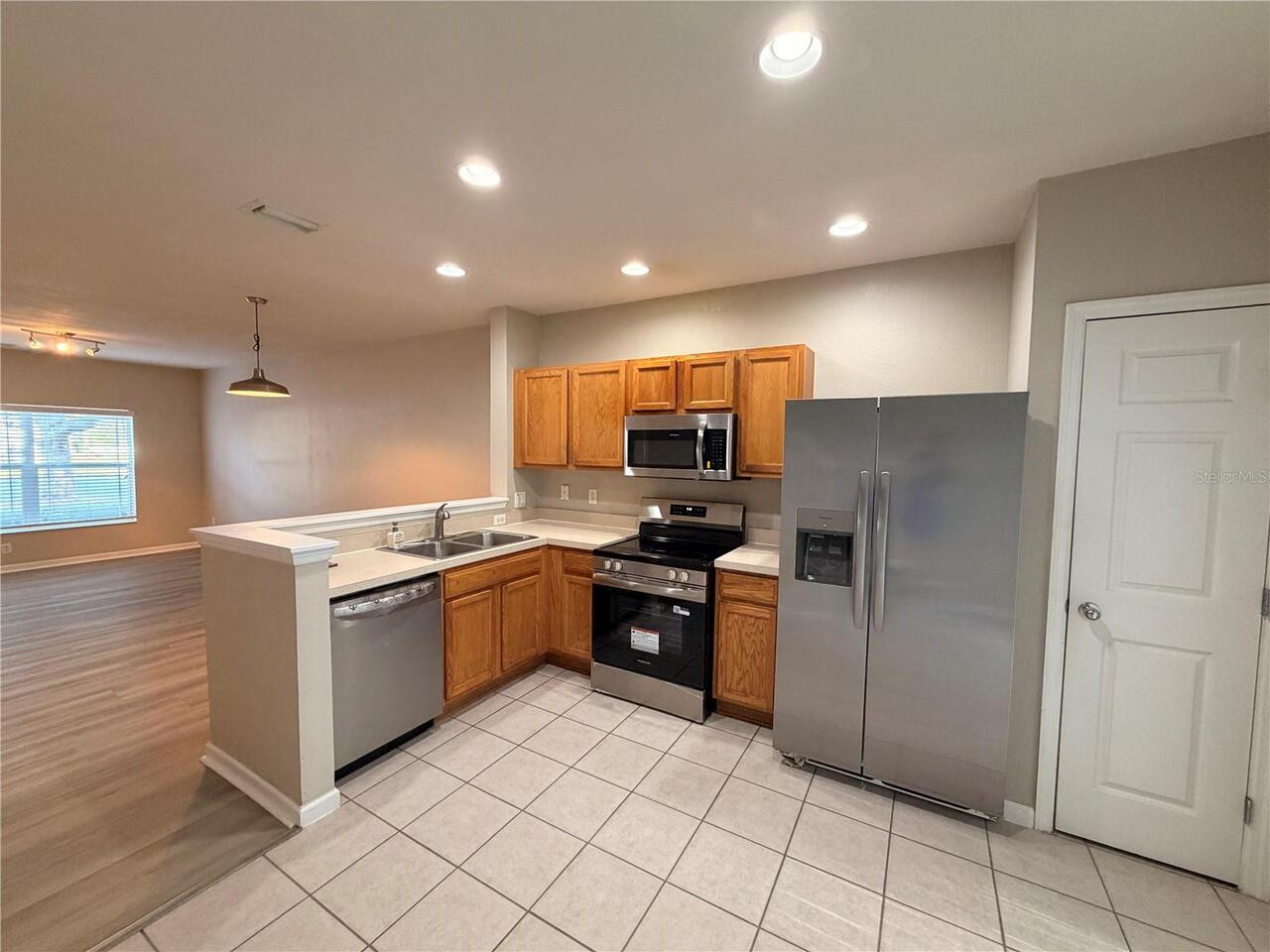 Listing Photo 9