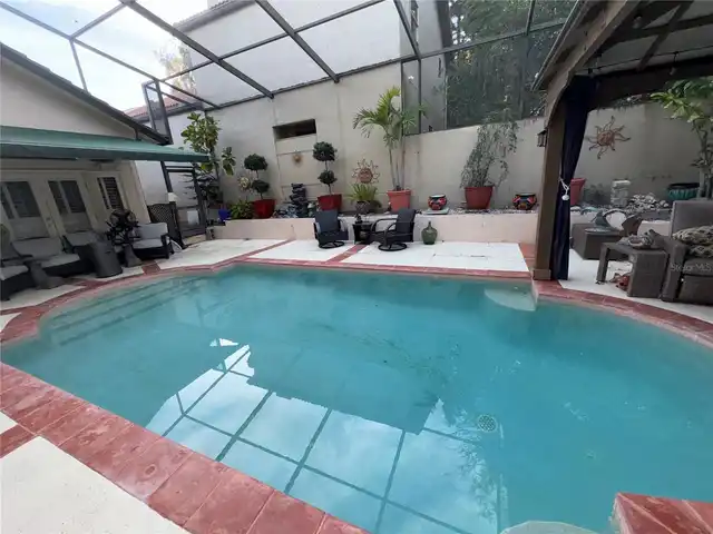 Listing Photo 11