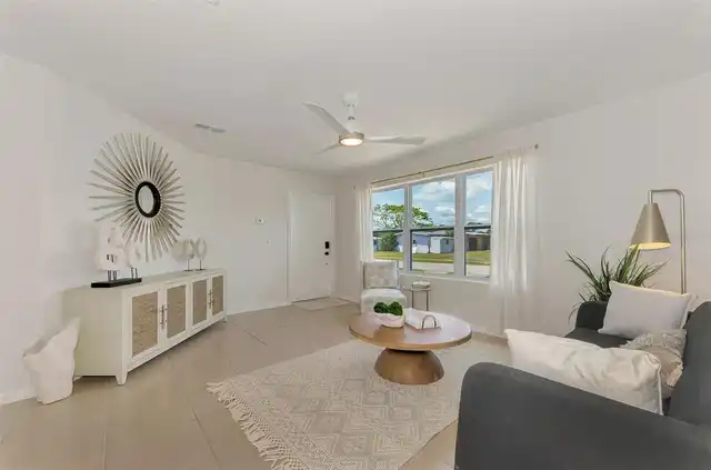Listing Photo 9