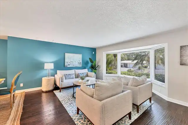 Listing Photo 7