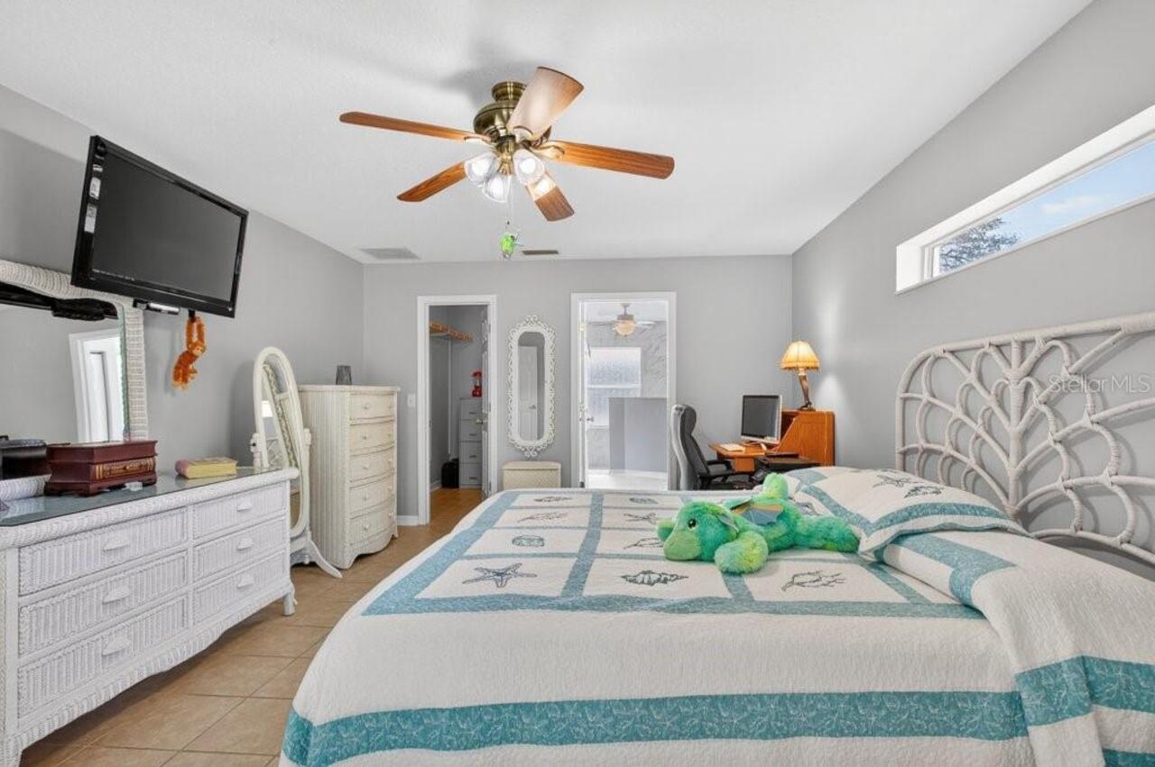 Listing Photo 25