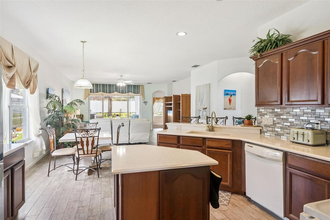 Listing Photo 18