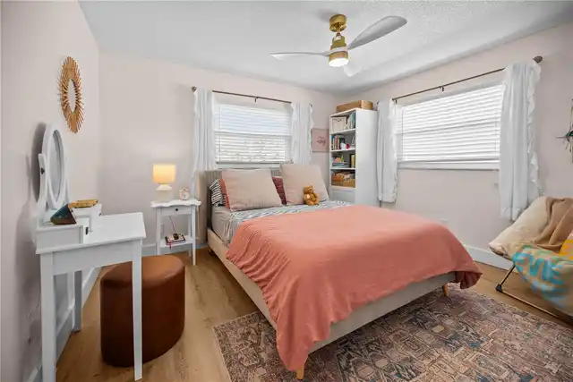 Listing Photo 17