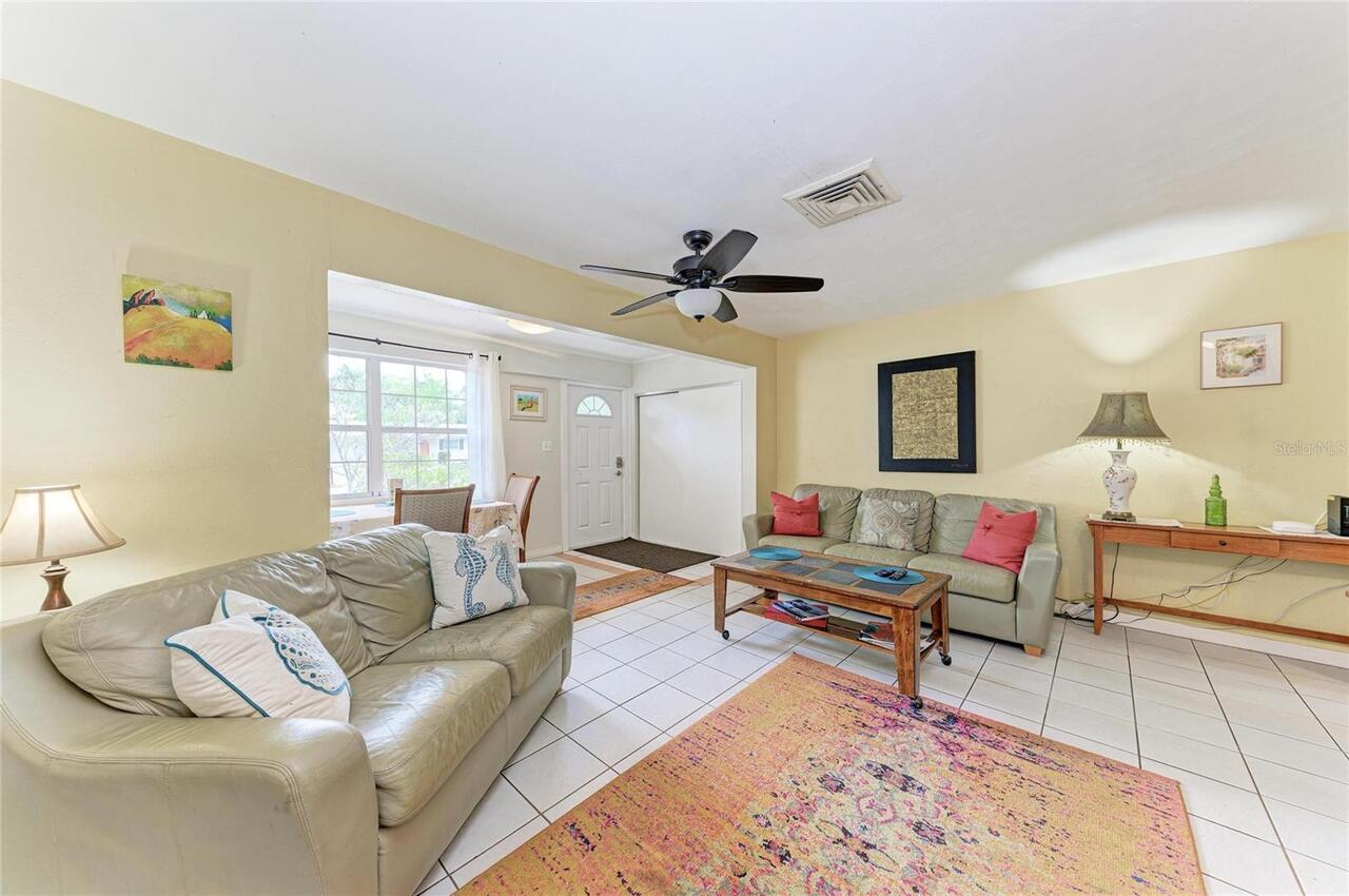 Listing Photo 9